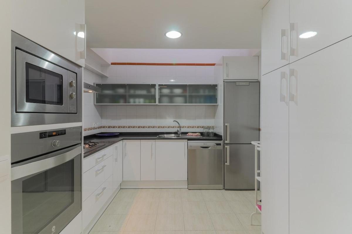 Villa C43 - Family House With Terrace And Shared Pool à Benalmádena Extérieur photo