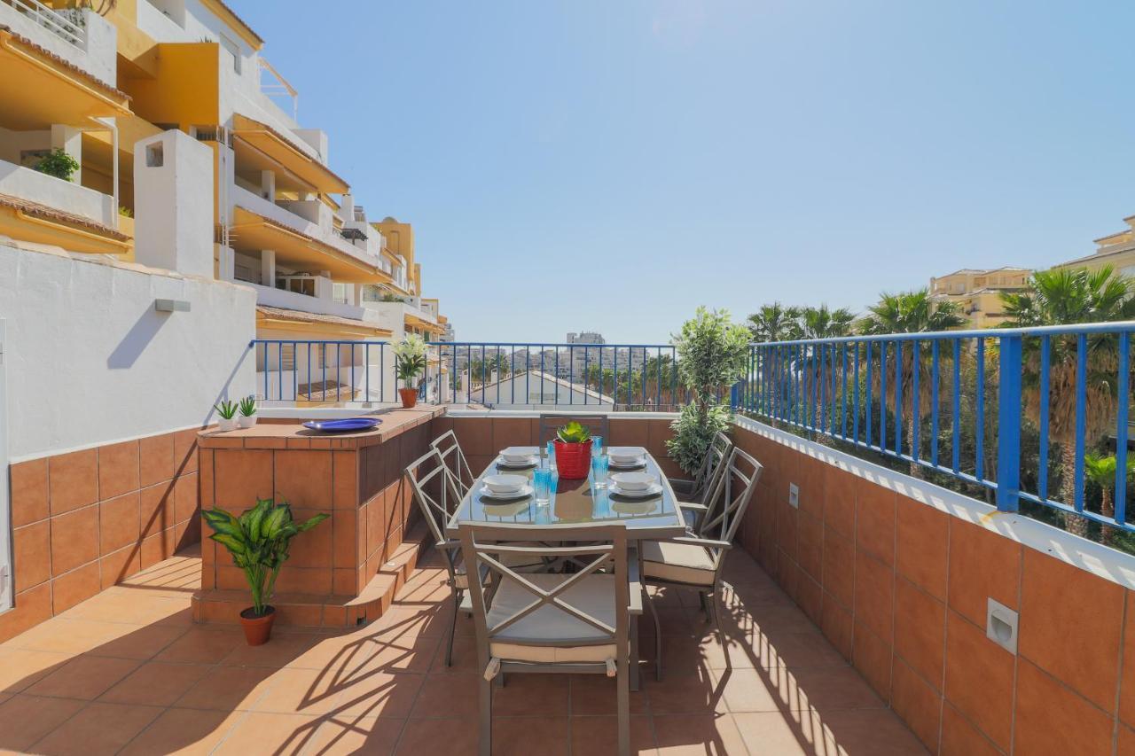 Villa C43 - Family House With Terrace And Shared Pool à Benalmádena Extérieur photo